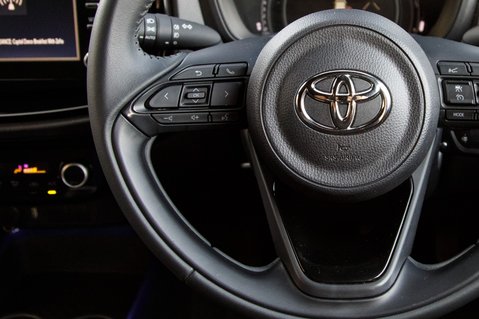 Toyota Aygo X VVT-I EDGE 18