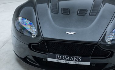Aston Martin V12 Vantage S ROADSTER 29