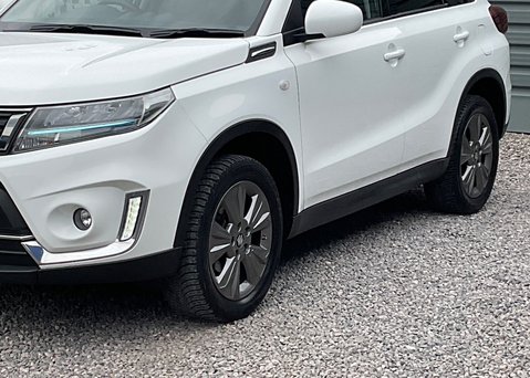Suzuki Vitara SZ-T BOOSTERJET MHEV 7