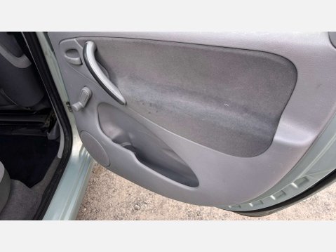 Citroen Xsara Picasso 1.8i 16V Desire MPV 5dr Petrol Manual (184 g/km, 117 bhp) 15