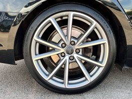 Audi A4 2.0 A4 Black Edition 40 TDI Semi-Auto 5dr 15