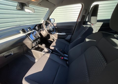 Suzuki Swift 1.2 Dualjet Hybrid SZ-T AUTO 7