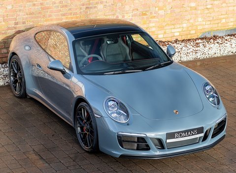 Porsche 911 (991.2) Carrera 4 GTS 8