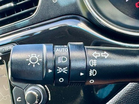 Kia Ceed CRDI 3 ECODYNAMICS 26