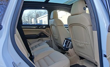 Porsche Cayenne Turbo 14