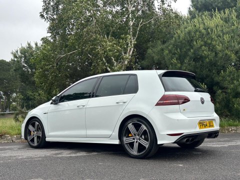 Volkswagen Golf 2.0 TSI BlueMotion Tech R Hatchback 5dr Petrol DSG 4Motion Euro 6 (s/s) (30 21