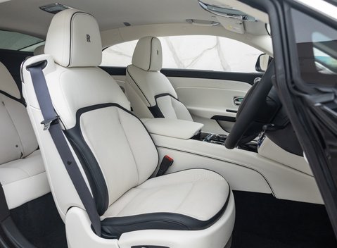 Rolls-Royce Spectre 11