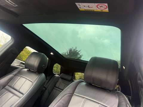 Land Rover Range Rover Evoque 2.0 Range Rover Evoque R-Dynamic SE D Auto 4WD 5dr 12