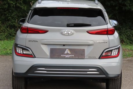 Hyundai KONA 39kWh Premium SUV 5dr Electric Auto (10.5kW Charger) (136 ps) 5
