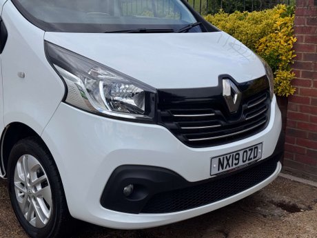Renault Trafic 1.6 Trafic SL27 Sport Nav dCi 3
