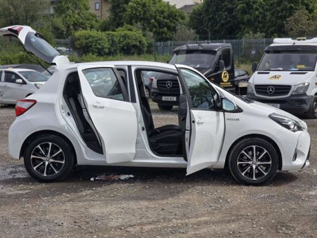 Toyota Yaris 1.5 VVT-h Icon Tech Hatchback 5dr Petrol Hybrid E-CVT Euro 6 (s/s) (100 ps) 10