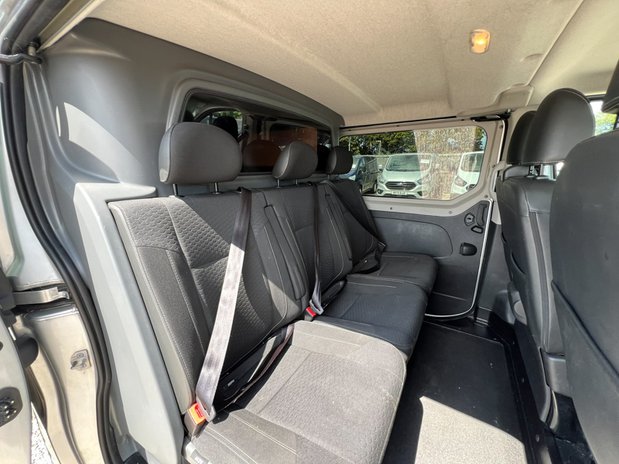 Vauxhall Vivaro SWB L1H1 Low Roof Sport 2900 EURO 6 NO VAT 26