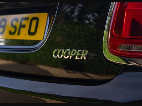 Mini Hatch 1.5 Cooper Classic 5dr 16