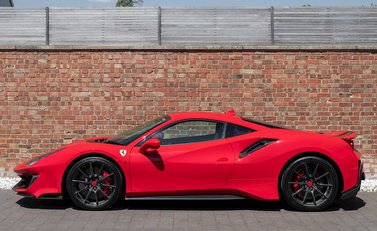 Ferrari 488 Pista 2