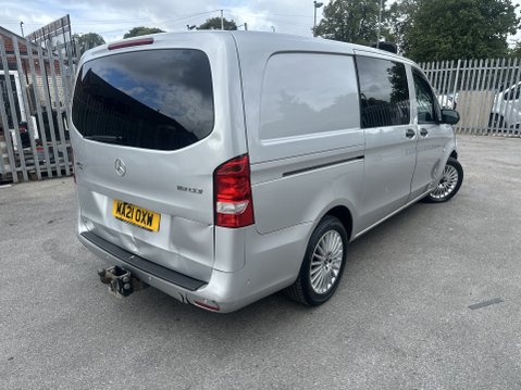 Mercedes-Benz Vito 119 CREW PREMIUM L2 6 SEAT NO VAT AUTOMATIC 7