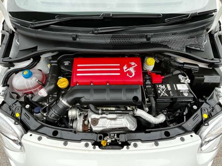 Abarth 695 1.4 695 Competizione (180) Semi-Auto 3dr