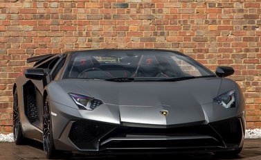 Lamborghini Aventador SV LP750-4 Roadster 1