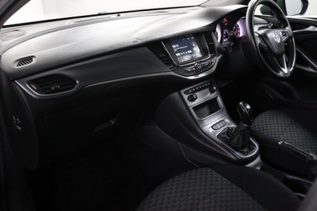 Vauxhall Astra BUSINESS EDITION NAV 34