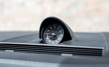 Porsche Panamera Turbo Sport Turismo 18