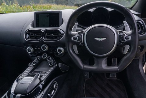 Aston Martin Vantage 4.0 Vantage V8 Auto 3dr 12