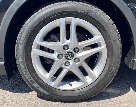 Toyota C-HR 1.8 C-HR Icon HEV CVT 5dr 12