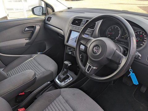 Volkswagen Polo SE DSG 12