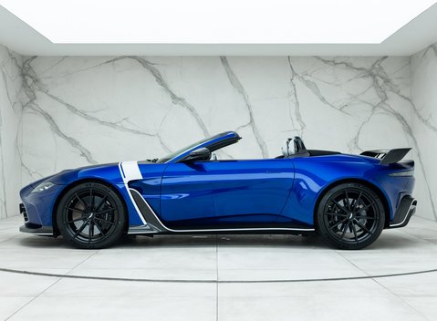 Aston Martin V12 Vantage Roadster 4