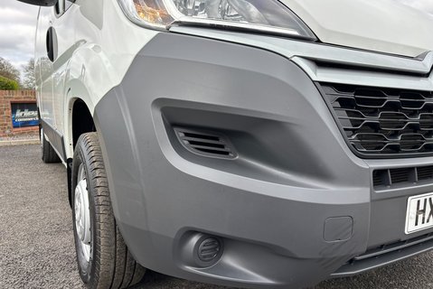 Citroen Relay 35 L2H2 Enterprise Panel Van with Tail Lift 22