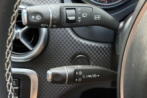 Mercedes-Benz A Class A 200 D SPORT EDITION PLUS - PANORAMIC SUNROOF - DAB DIGITAL RADIO 46