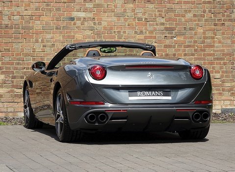 Ferrari California T 12