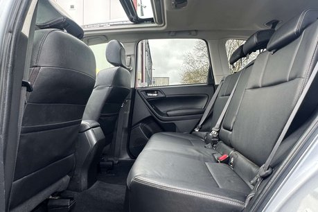 Subaru Forester 2.0 Forester i XT Symmetrical AWD CVT 4WD 5dr 36