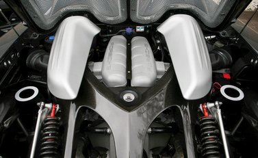 Porsche Carrera GT 27