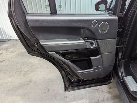 Land Rover Range Rover 3.0 Range Rover Vogue TDV6 Auto 4WD 5dr 70