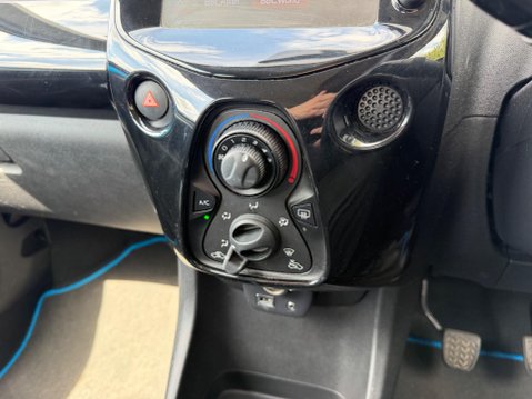 Toyota Aygo 1.0 VVT-i x-cite Euro 6 5dr 22