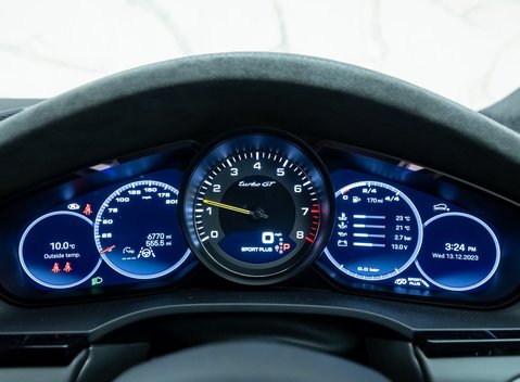 Porsche Cayenne Turbo GT 18