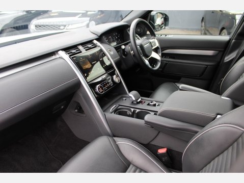 Land Rover Discovery DYNAMIC HSE 11