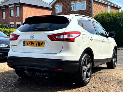 Nissan Qashqai 1.6 dCi n-tec+ 2WD Euro 5 (s/s) 5dr 6