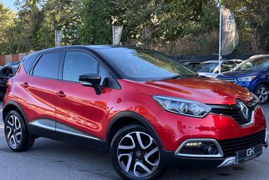 Renault Captur SIGNATURE NAV DCI - EX DEMO + ONE OWNER - 7 SERVICES - NEW MOT - CAMERA