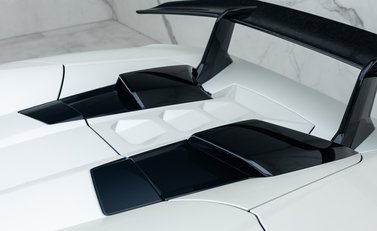 Lamborghini Huracan Spyder LP640-4 Performante 37