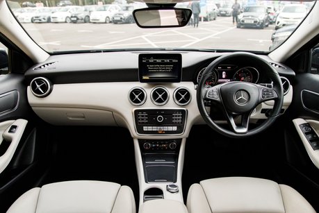 Mercedes-Benz A Class A 180 D SPORT EXECUTIVE