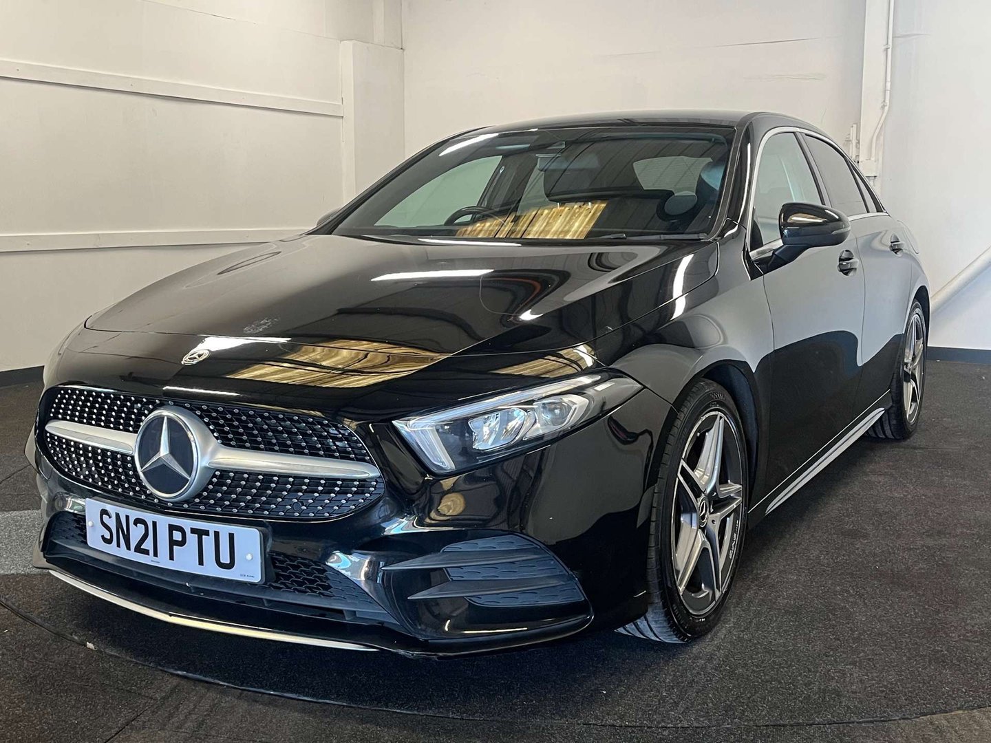 2021 Mercedes-Benz A-Class — image 2