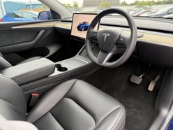 Tesla Model Y (Dual Motor) Long Range SUV 5dr Electric Auto 4WDE (384 bhp) 2