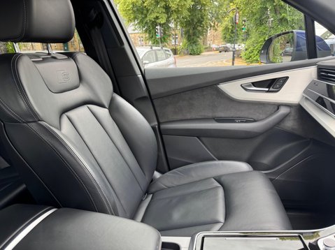 Audi Q7 TDI QUATTRO S LINE MHEV 39