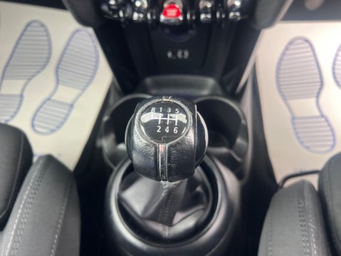 Mini Hatch 1.5 Cooper Euro 6 (s/s) 3dr 39