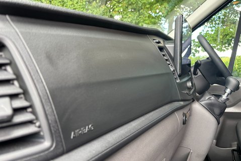 Ford Transit 350 Drw L4 Leader Luton with Tail Lift - Air Con / Rear Camera 29