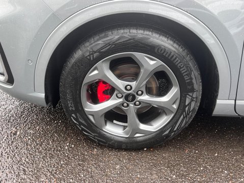 Ford Kuga 2.5h Duratec ST-Line CVT Euro 6 (s/s) 5dr 13