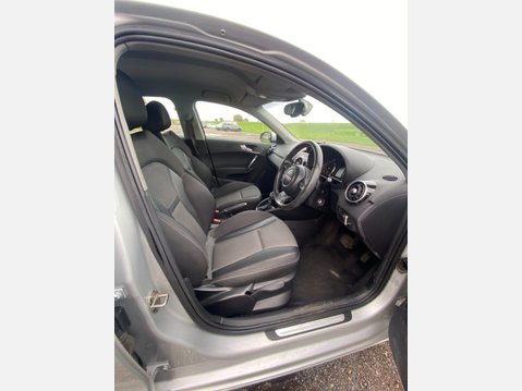 Audi A1 SPORTBACK TFSI SPORT 6