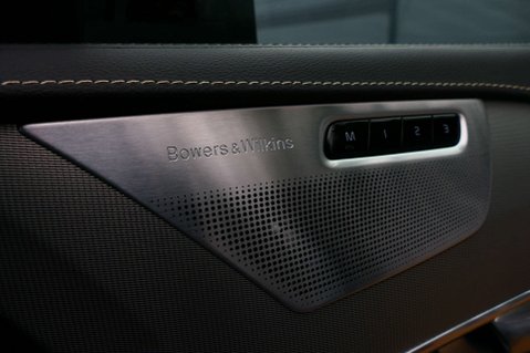 Volvo XC90 2.0 XC90 R-Design B5 MHEV AWD Auto 4WD 5dr 23