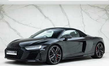 Audi R8 Spyder V10 Performance Carbon Black 8