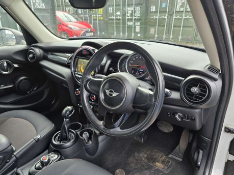 Mini Hatch 1.5 Cooper Hatchback 5dr Petrol Steptronic Euro 6 (s/s) (136 ps) 22